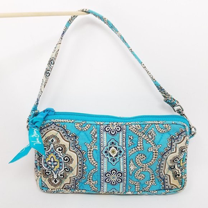 Vera Bradley bag aqua/cream‎ wristlet/small quilted floral handbag